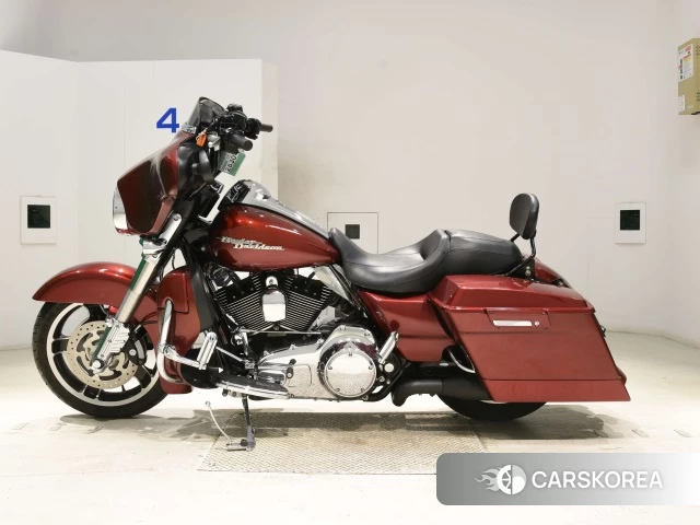 Проданный Harley-Davidson Street Glide FLHX1580 id 4009614 из Японии, фото 19