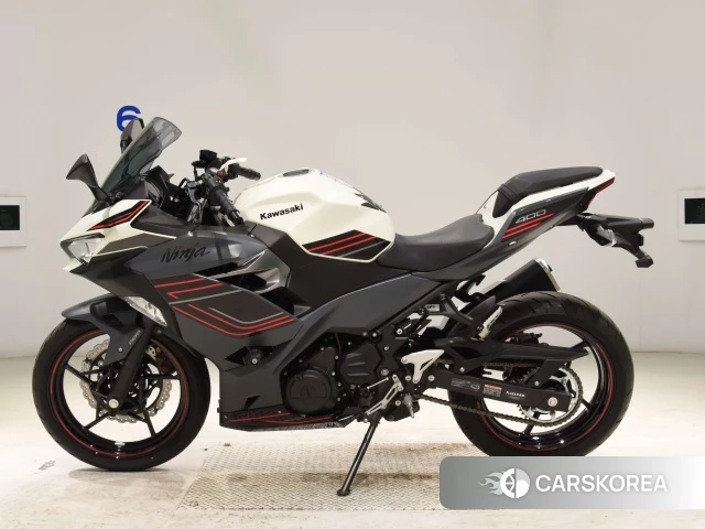 Kawasaki NINJA 400 id 3947008 из Японии 19