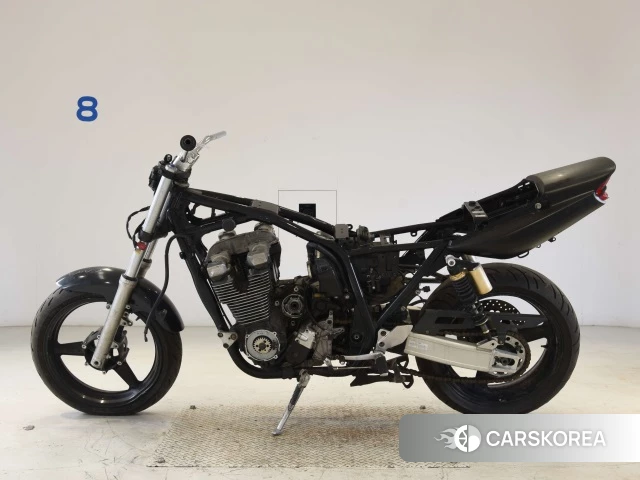 Yamaha XJR 1300 id 3945788 из Японии 18