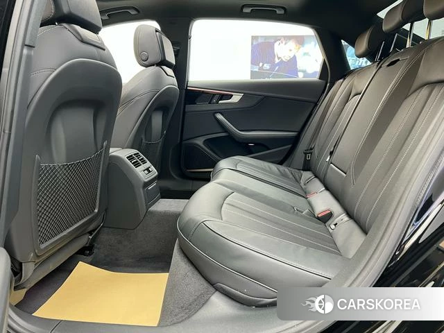 Audi A4L id 4259465 из Китая 19