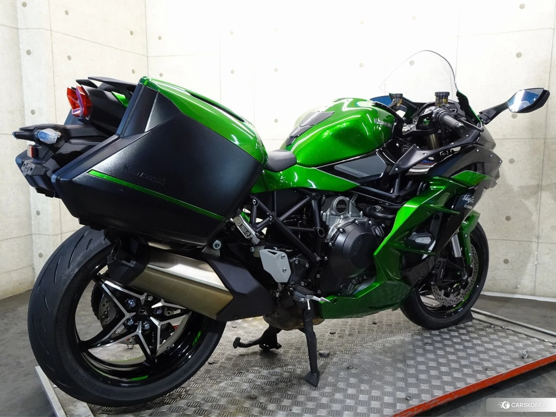 Kawasaki NINJA H2 SX SE id 3947991 из Японии 19