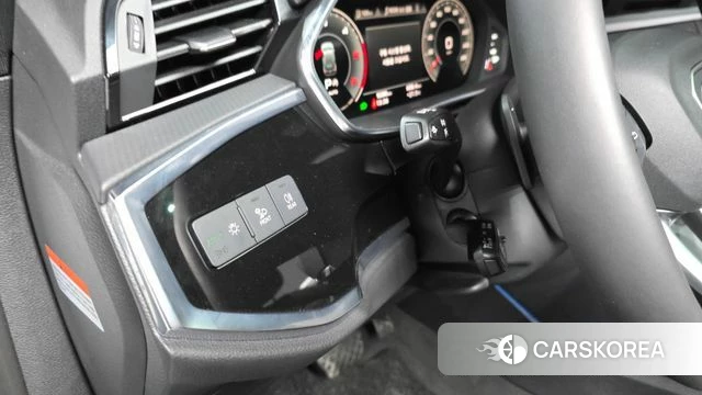 Audi Q3 (F3) id 4354076 из Кореи 19