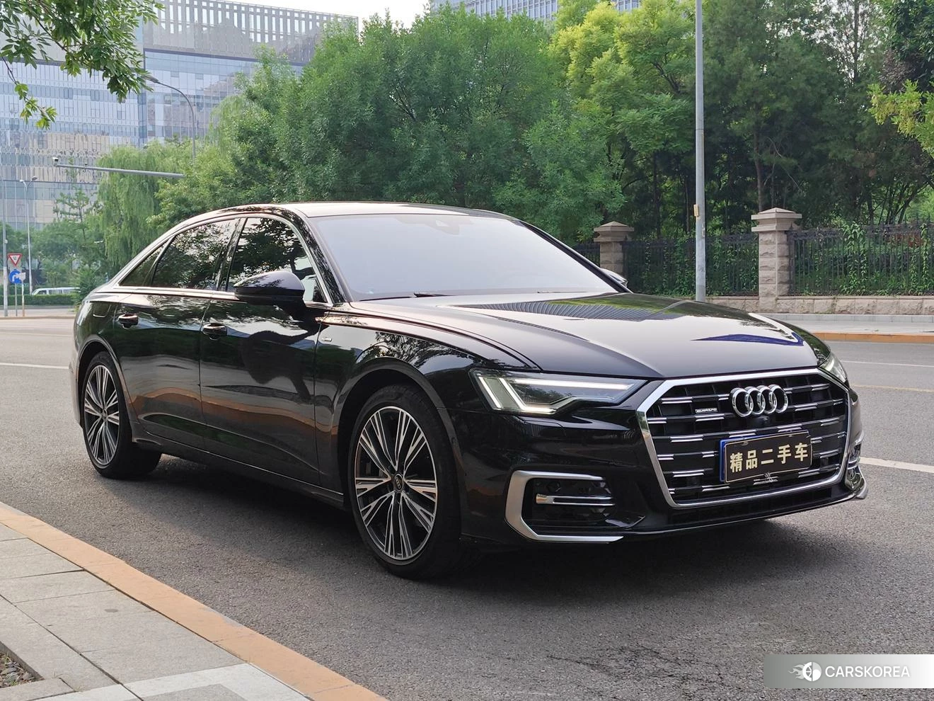 Audi A6L id 4513677 из Китая 19