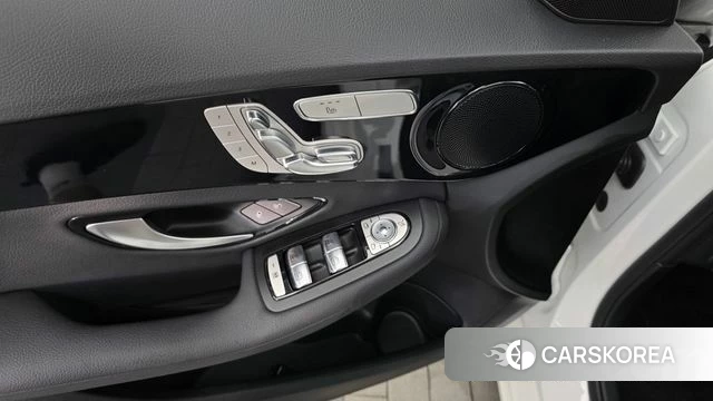 Mercedes-Benz C-Class W205 id 4632774 из Кореи 19