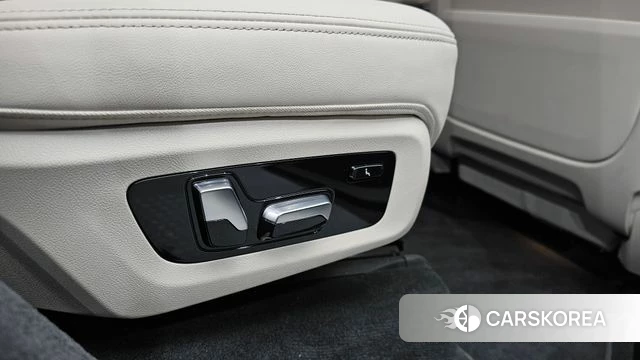 BMW X7 (G07) id 4242788 из Кореи 19