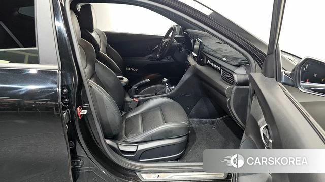 Hyundai Veloster (JS) id 4614892 из Кореи 19