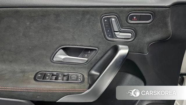 Mercedes-Benz A-Class W177 id 4872511 из Кореи 19