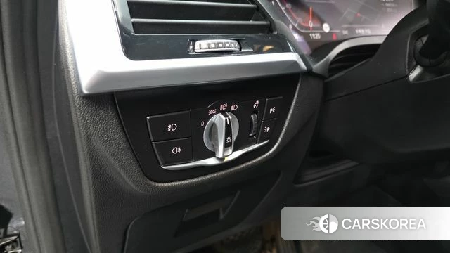 BMW X3 (G01) id 4195988 из Кореи 19