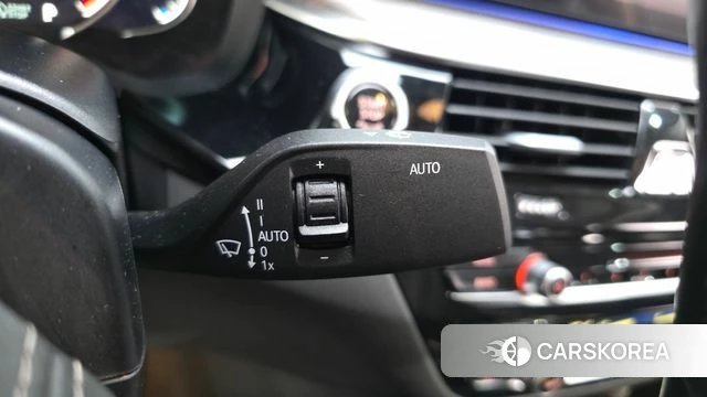 BMW 5 Series (G30) id 4689327 из Кореи 19