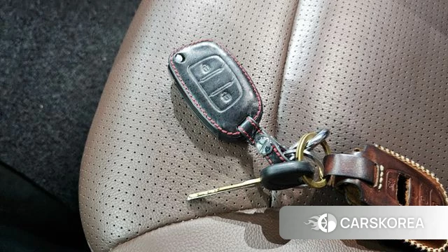 Hyundai The New Grand Starex id 4384793 из Кореи 19