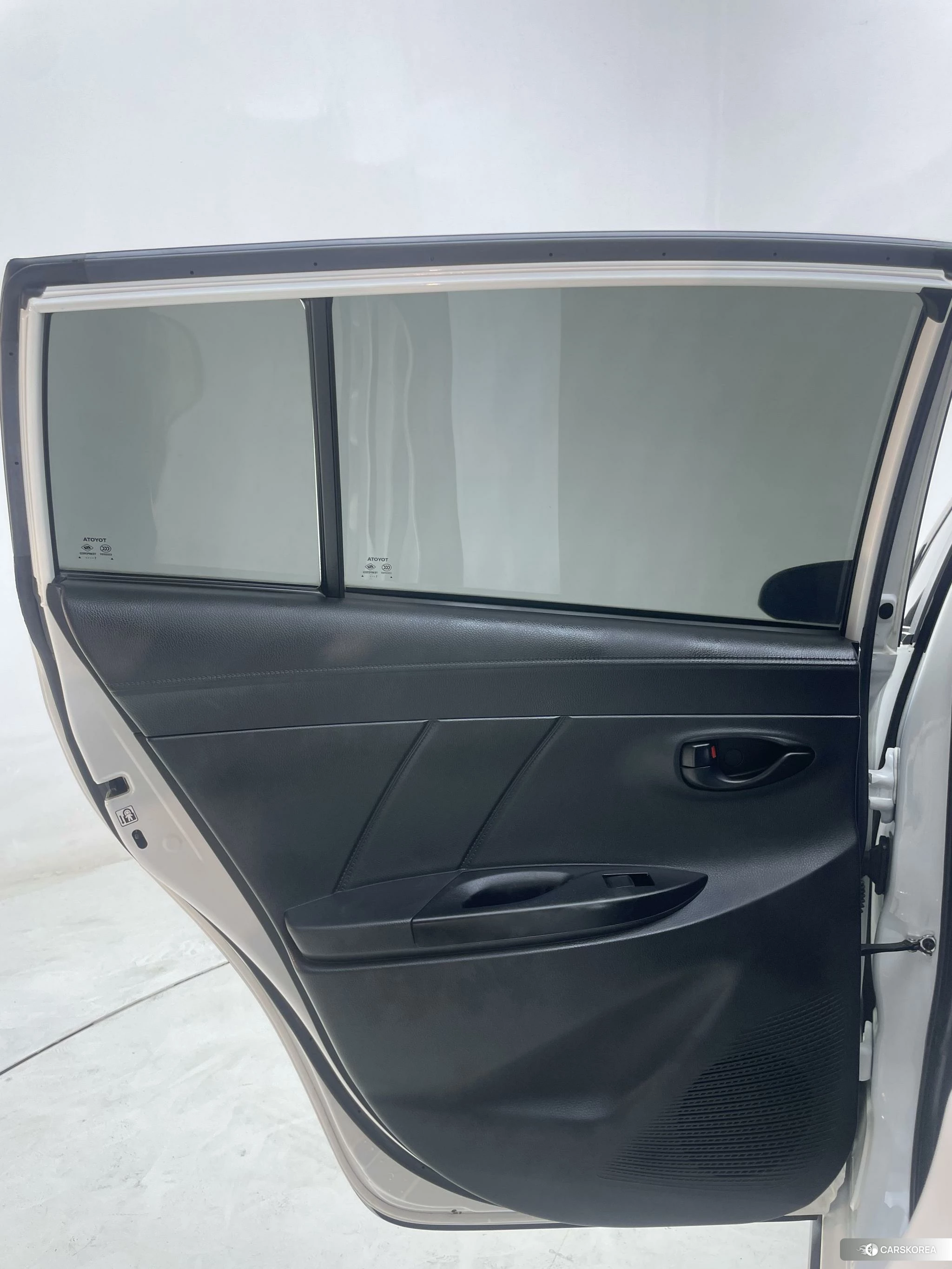 Toyota YARIS L Zhixuan id 4413347 из Китая 19