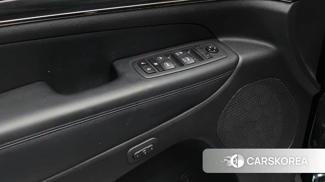 Jeep Grand Cherokee id 4708261 из Кореи 19
