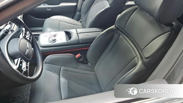 Genesis G90 (RS4) id 4592188 из Кореи 19