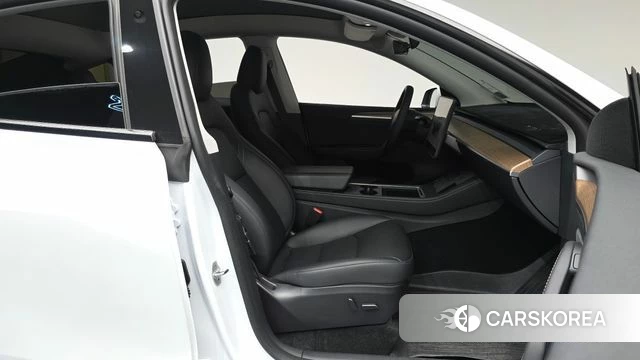 Tesla Model Y id 4773467 из Кореи 19