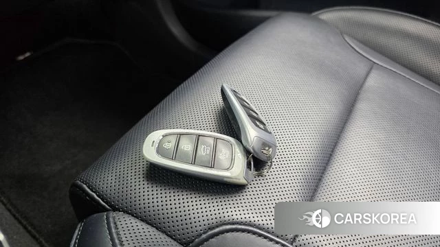 Hyundai The New Grandeur IG id 4759328 из Кореи 19