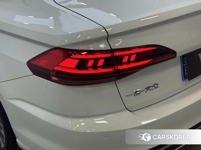 Volkswagen Bora id 4238577 из Китая 19