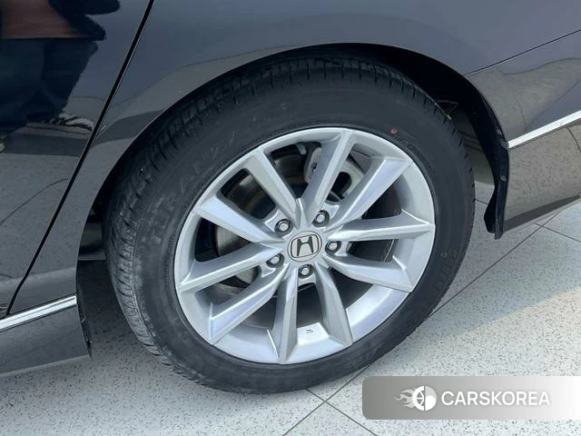 Honda Accord id 4298267 из Китая 19