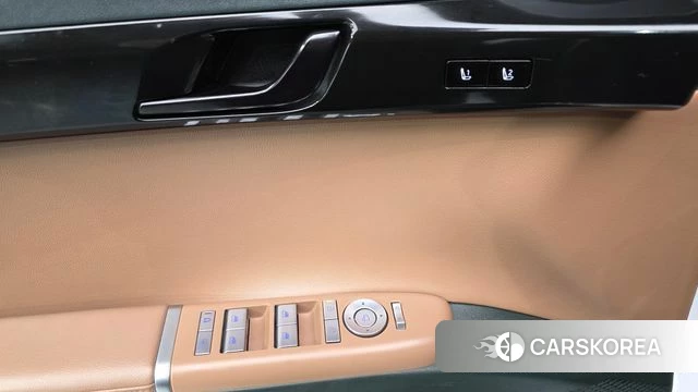 Hyundai Grandeur Hybrid (GN7) id 4500241 из Кореи 19
