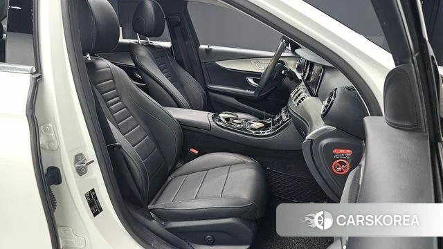 Mercedes-Benz E-Class W213 id 4596394 из Кореи 19