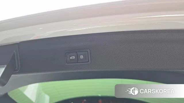 Audi Q3 (F3) id 4656605 из Кореи 19