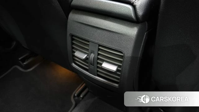Mercedes-Benz GLA-Class X156 id 4417369 из Кореи 19