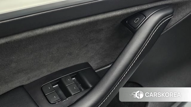 Tesla Model Y id 4739829 из Кореи 19