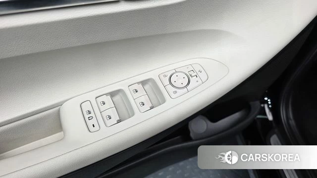 Hyundai The New Grandeur IG Hybrid id 4753902 из Кореи 19