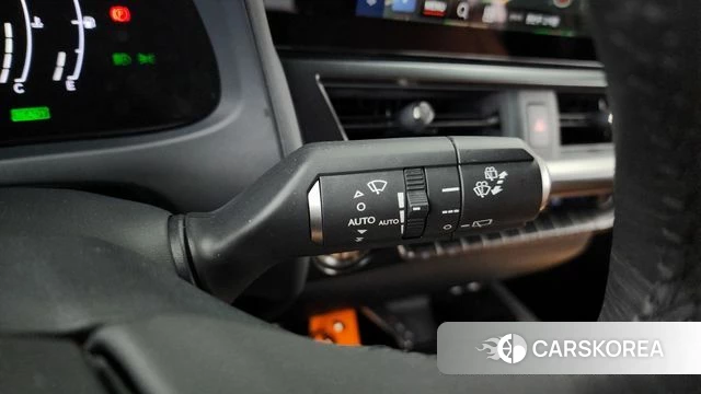 Lexus UX300h id 4427241 из Кореи 19