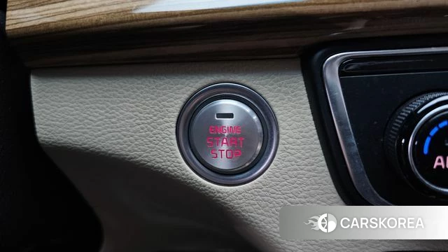 Kia Come New K7 id 4188747 из Кореи 19