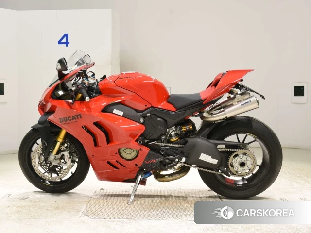 Ducati PANIGALE V4 S id 3947015 из Японии 19