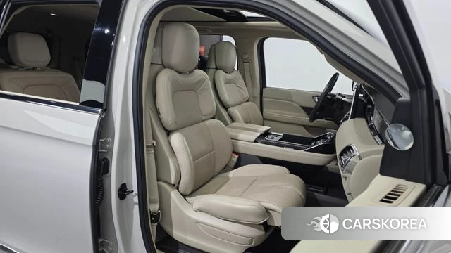 Lincoln Navigator 4th generation id 4409725 из Кореи 19
