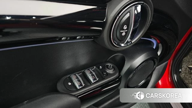 Mini Cooper S id 4409653 из Кореи 19