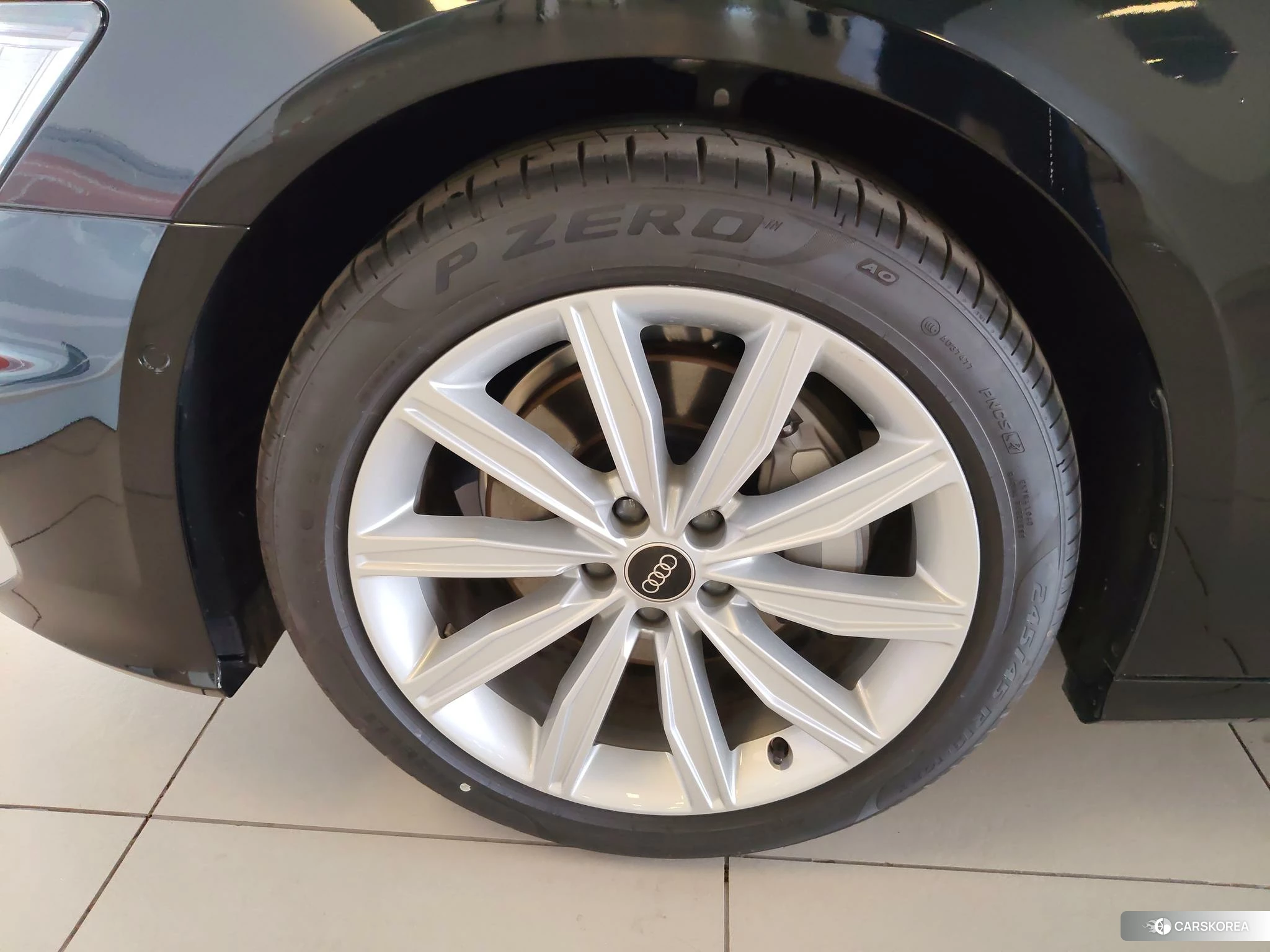 Audi A6L id 4498551 из Китая 19