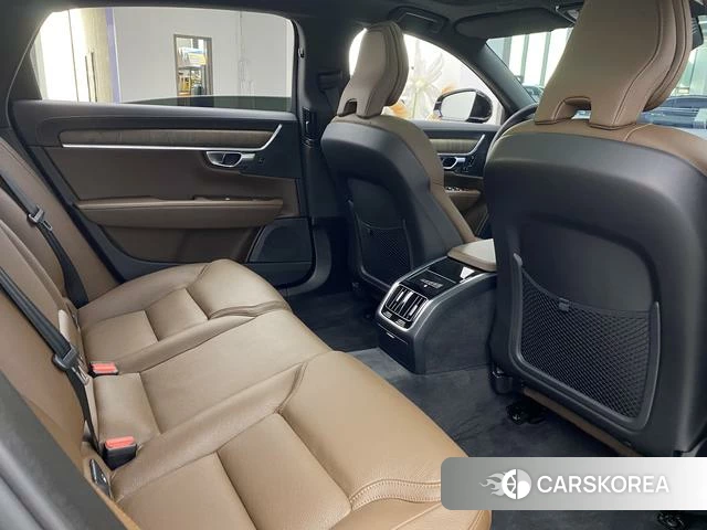 Volvo S90 id 3889972 из Китая 19