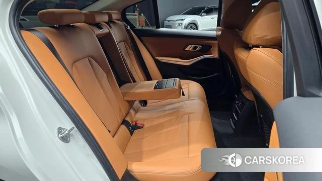 BMW 3 Series (G20) id 4692156 из Кореи 19