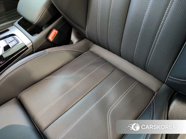 Audi Q5L id 4307687 из Китая 19