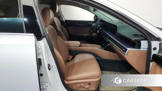 Hyundai Grandeur (GN7) id 4248711 из Кореи 19
