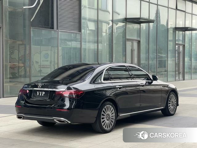 Mercedes-Benz E-class id 4263522 из Китая 19