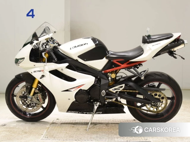 Triumph DAYTONA 675R id 3946628 из Японии 19