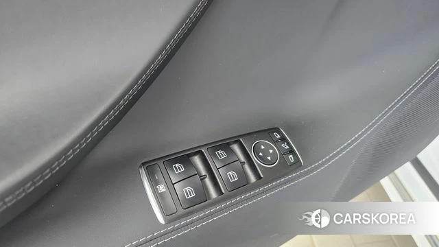 Tesla Model S id 4490383 из Кореи 19