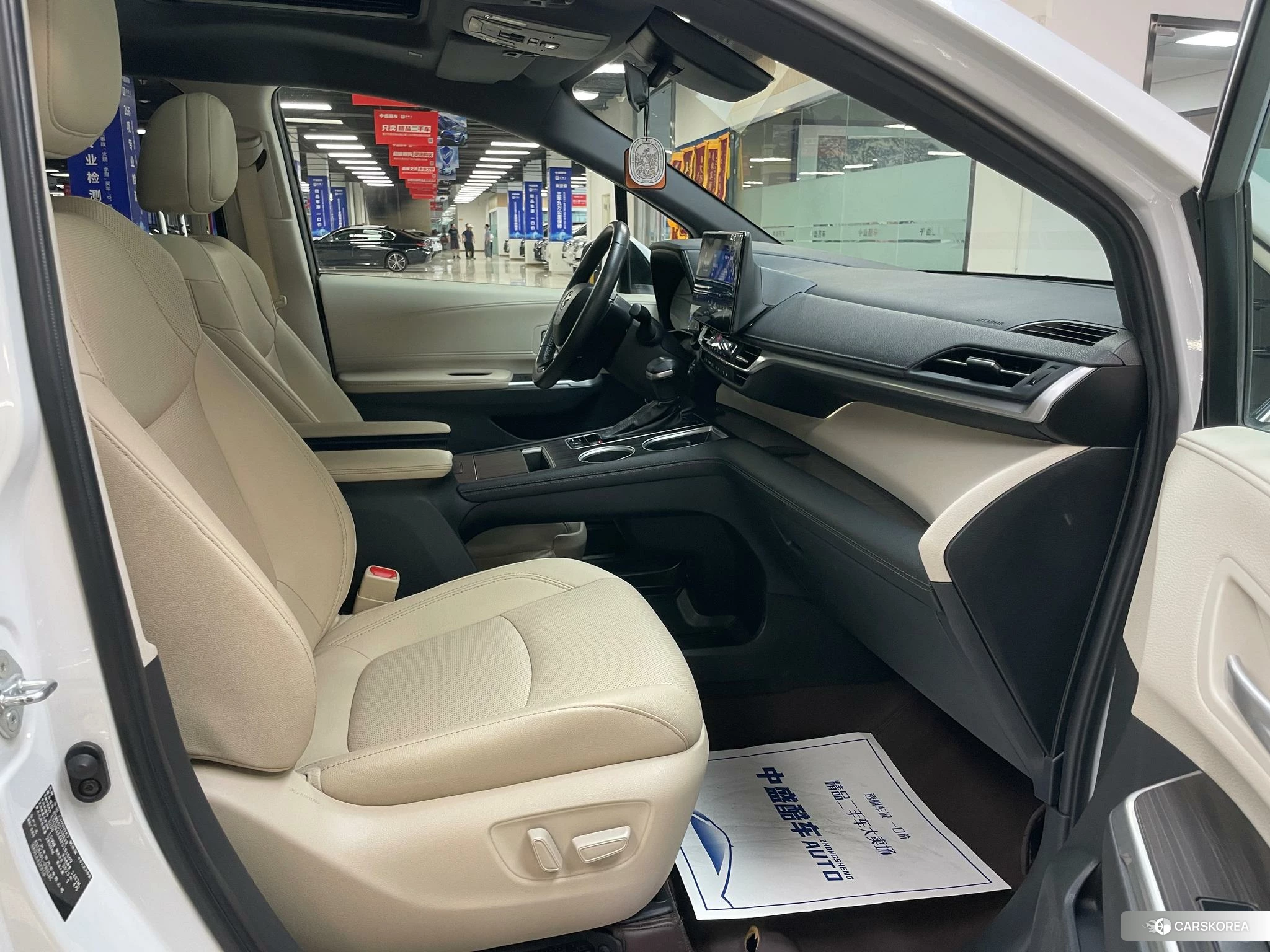 Toyota Saina id 4432190 из Китая 19