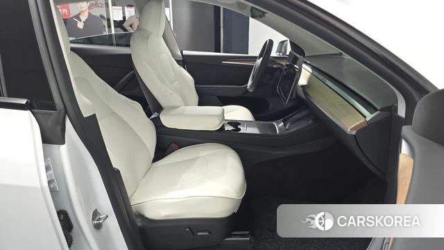 Tesla Model Y id 4579277 из Кореи 19