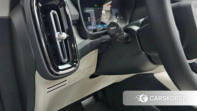 Volvo XC40 id 4395204 из Кореи 19
