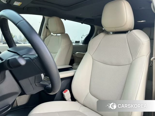 Toyota Saina id 4278822 из Китая 19
