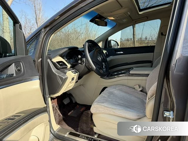 Buick GL8 id 4207952 из Китая 19