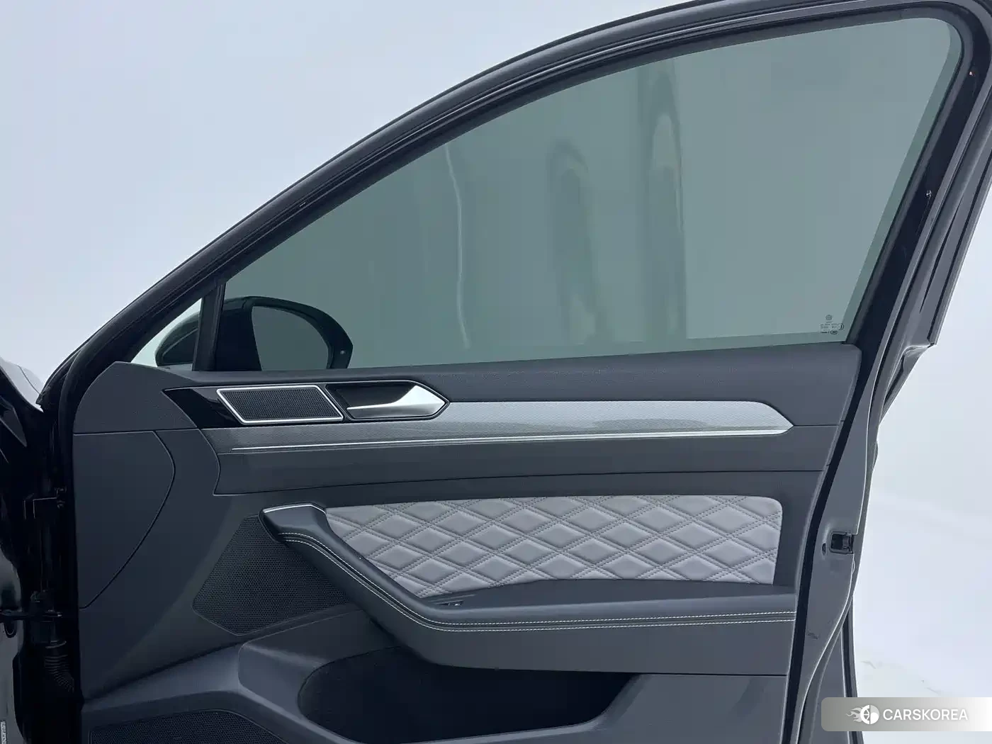 Volkswagen Magotan id 4576650 из Китая 20