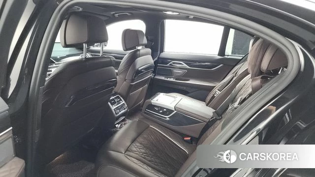 BMW 7 Series (G11) id 4429974 из Кореи 19