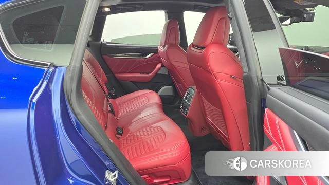 Maserati Levante id 4625176 из Кореи 19