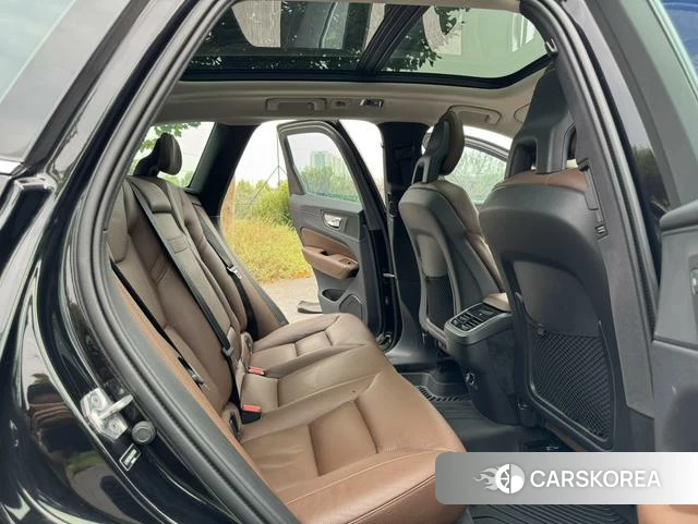 Volvo XC60 id 4254683 из Китая 19