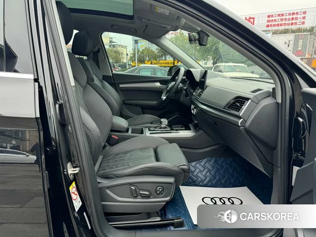 Audi Q5L id 3857939 из Китая 19